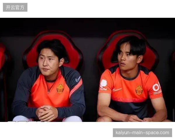 若在淘汰赛相遇，李刚仁与久保建英的对决将是亚洲新一代技术核心的直接对话。